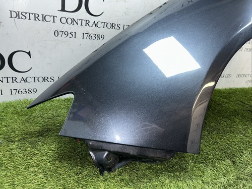Subaru impreza left - front, wing